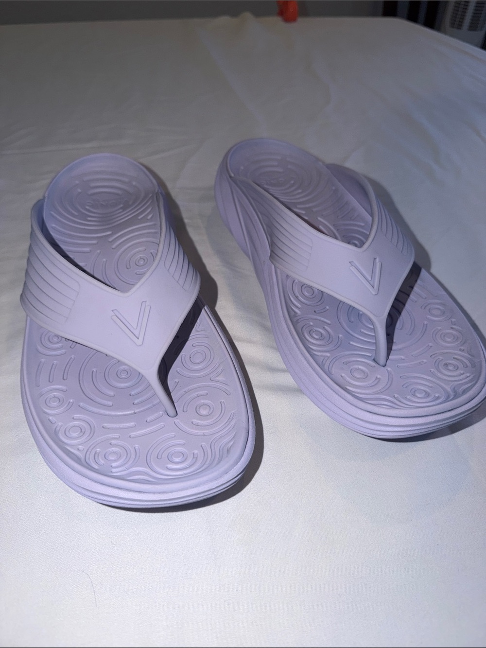 Vionic Restore Recovery Sandal - w-12 M-10 Like New